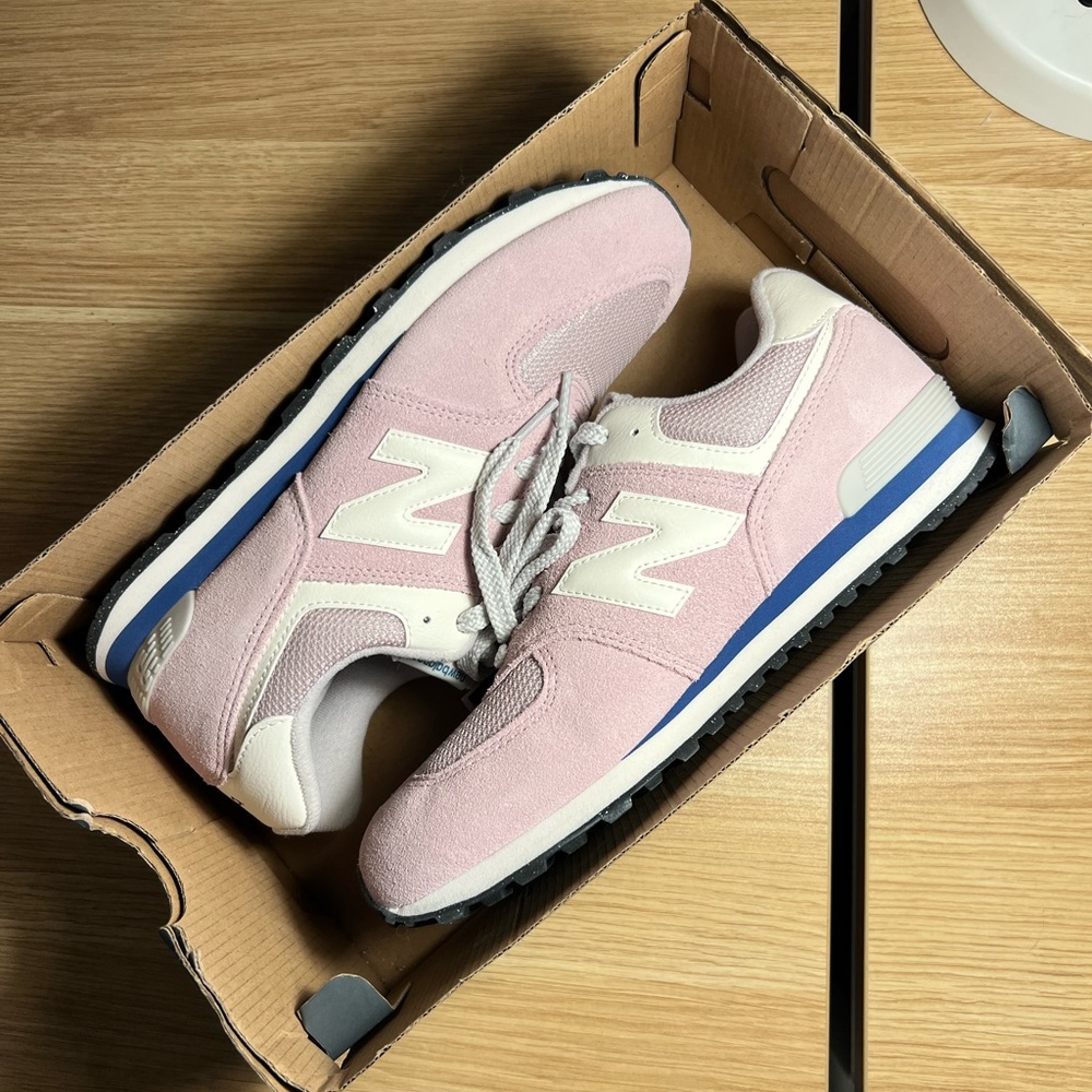 New Balance 574 Twlight Haze Sea Stone Big Kid 7, Women’s 8.5